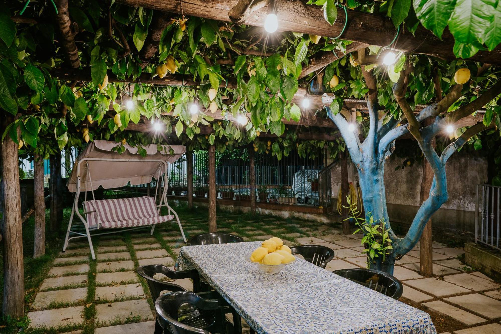 Il Giardino Dei Limoni Apartment Polvica Bagian luar foto